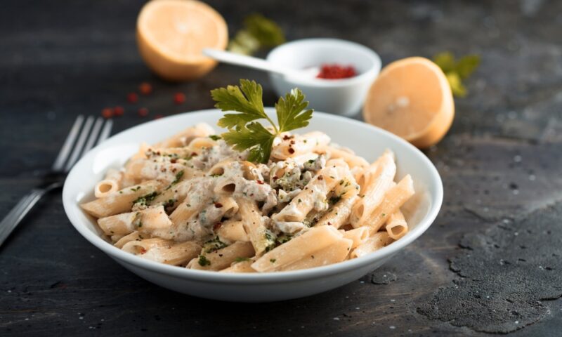 pasta sa belim lukom